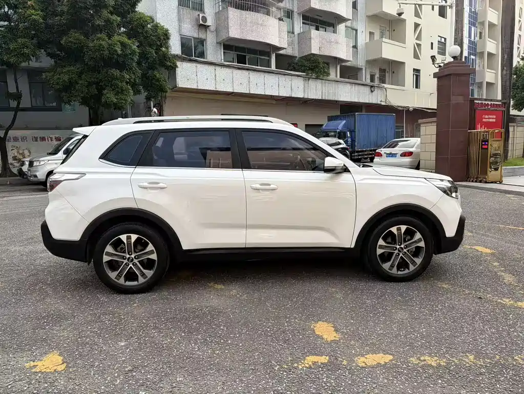 Kia Sportage — миниатюра 4