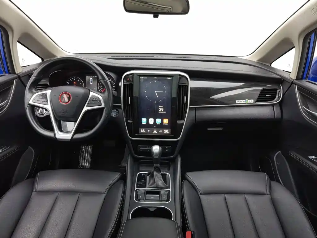 BYD MAX — миниатюра 5