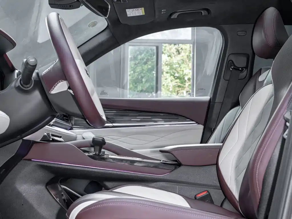 Geely Xingyue L — миниатюра 11