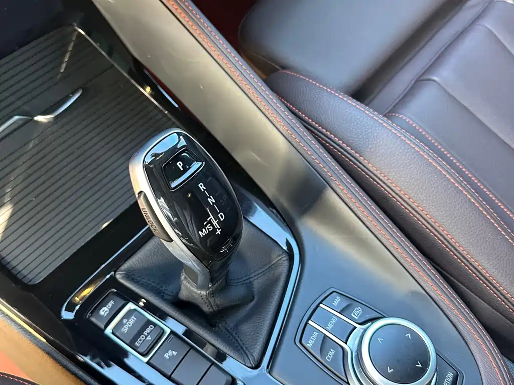 BMW X2 2022 sDrive25i