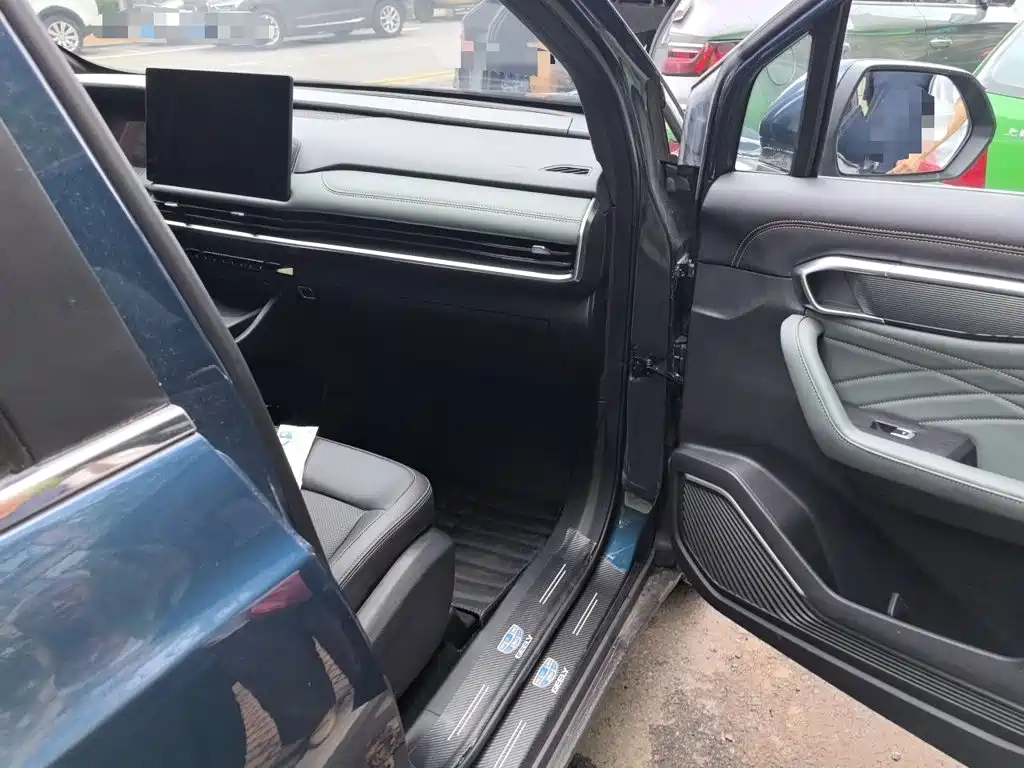Geely Haoyue L — миниатюра 19