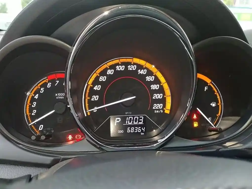 TOYOTA YARIS L ZHIXUAN