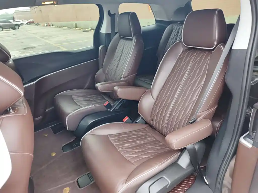Buick GL8 — миниатюра 17