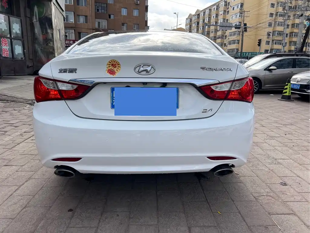 Hyundai Sonata — миниатюра 6