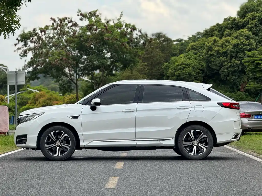 Honda UR-V 2017 370TURBO Premium V
