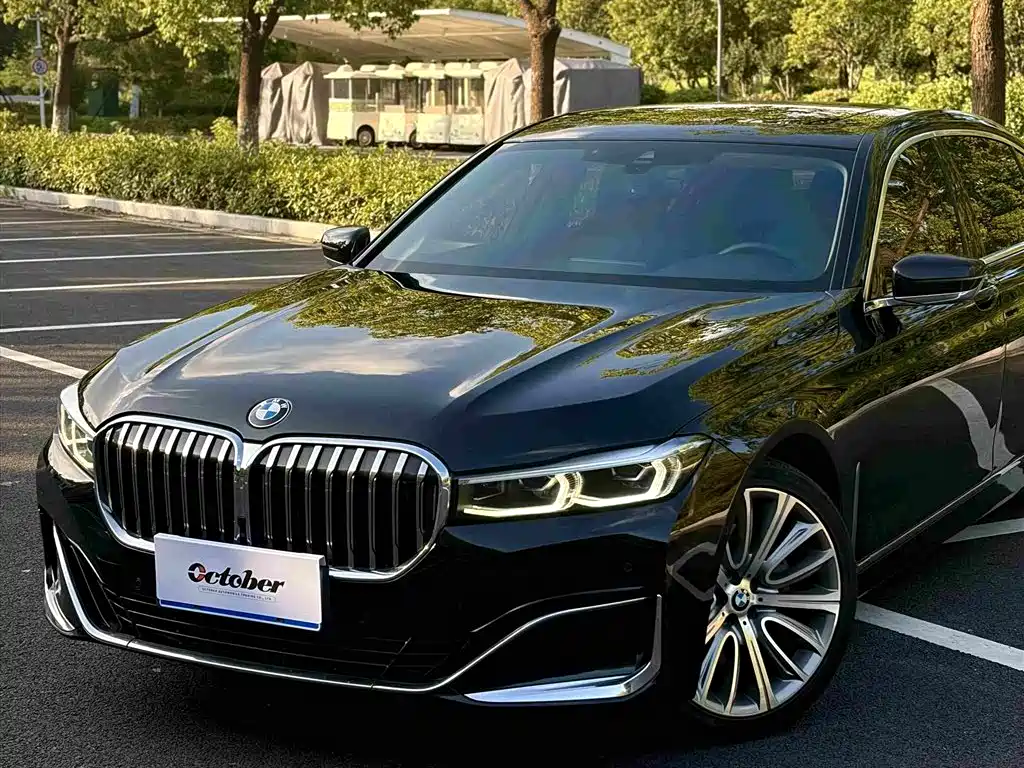 BMW 7 Series — миниатюра 2