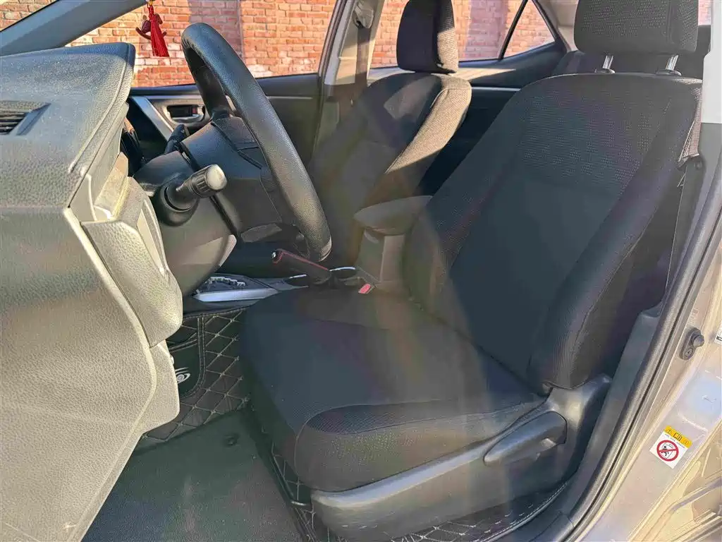 Toyota Corolla — миниатюра 10