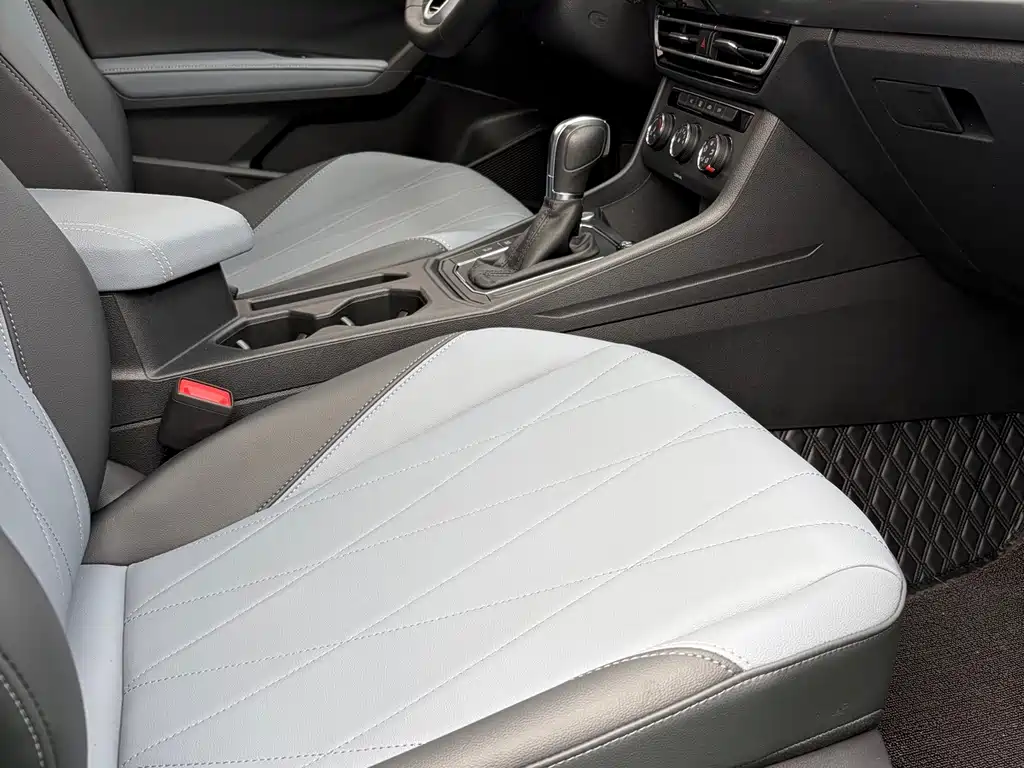 Volkswagen Lavida — миниатюра 10