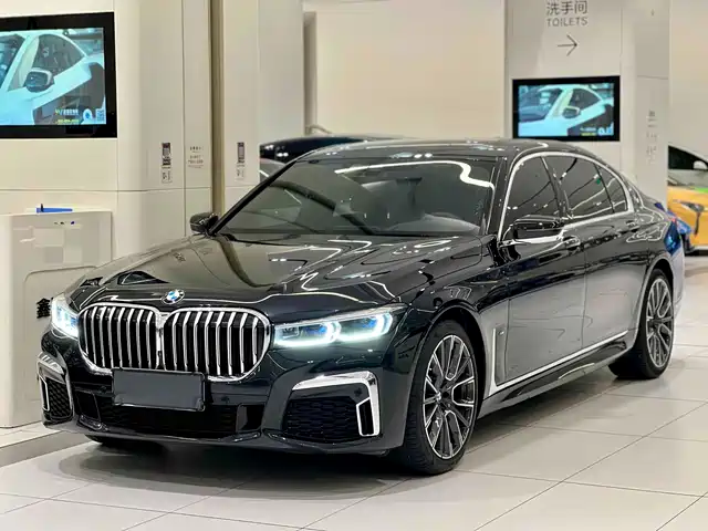 BMW 7 SERIES