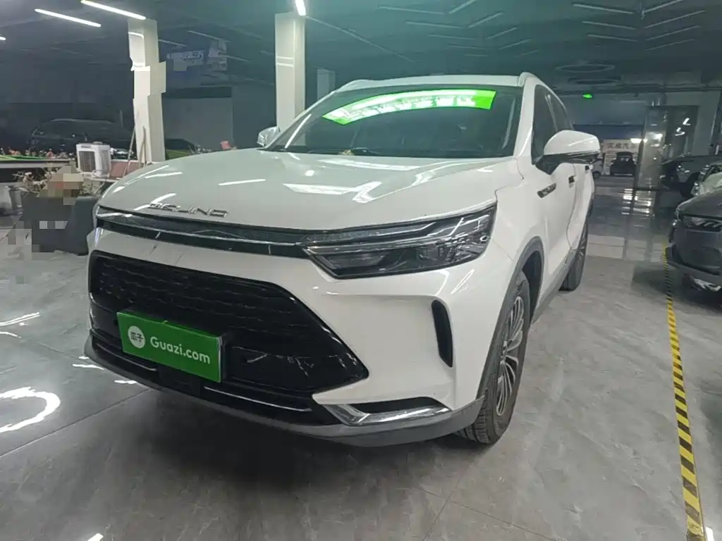 BAIC X7
