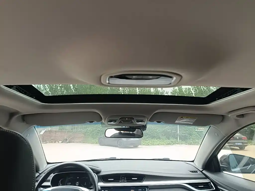 Geely Emgrand — миниатюра 18