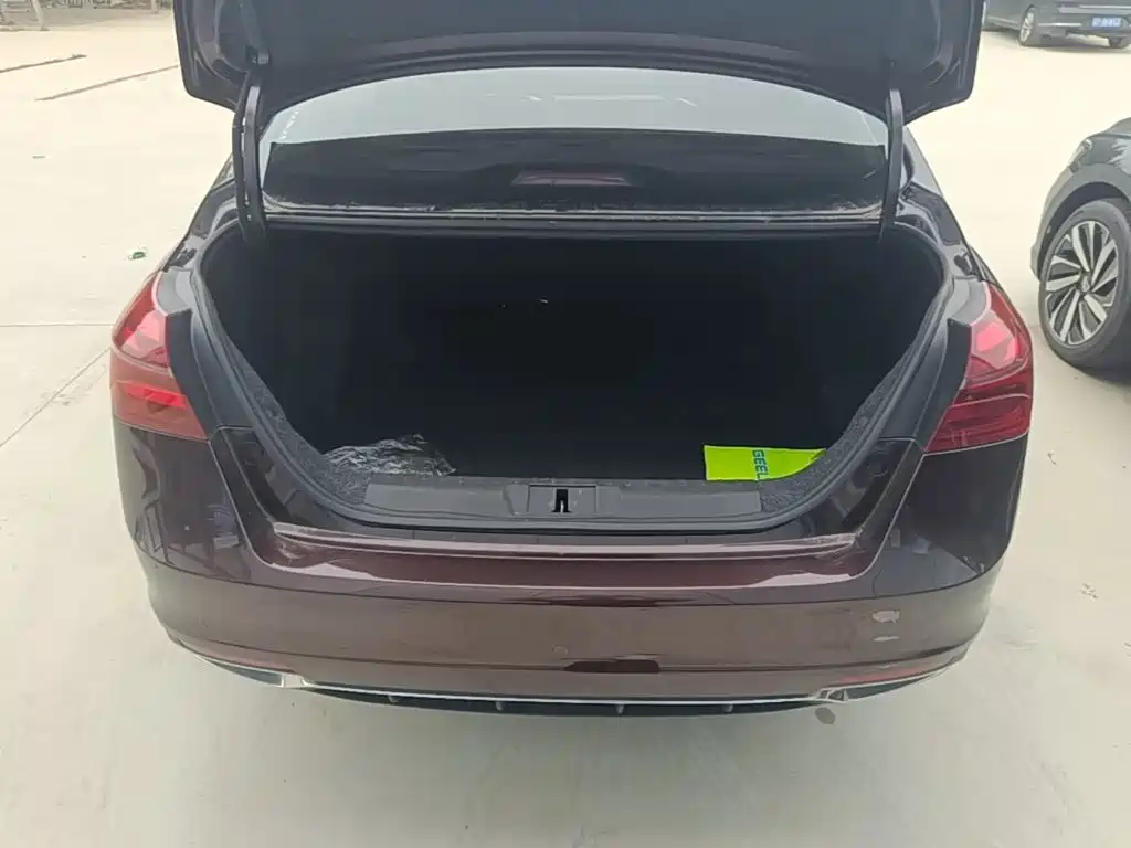 Geely Emgrand — миниатюра 19