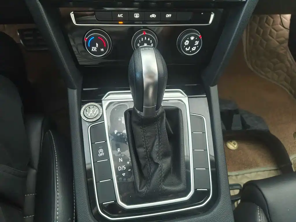 Volkswagen Magotan — миниатюра 9