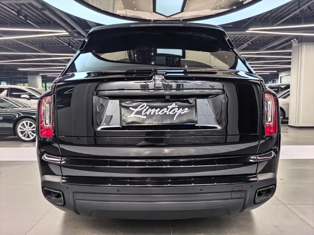 Rolls-Royce Cullinan — миниатюра 5