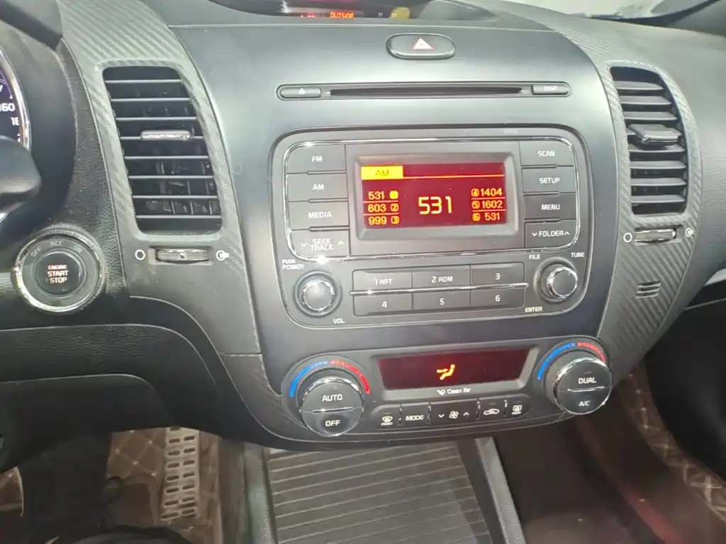 Kia Shuma — миниатюра 13