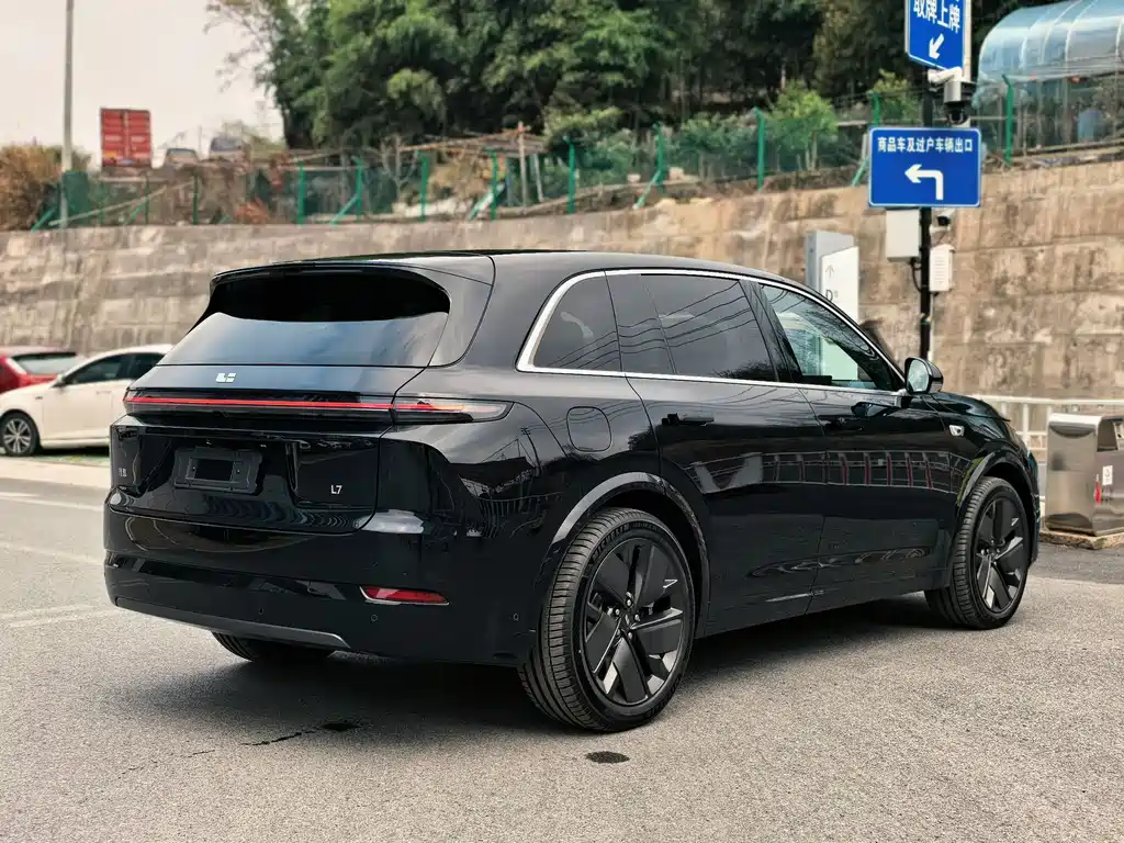 Li Auto IDEAL L7