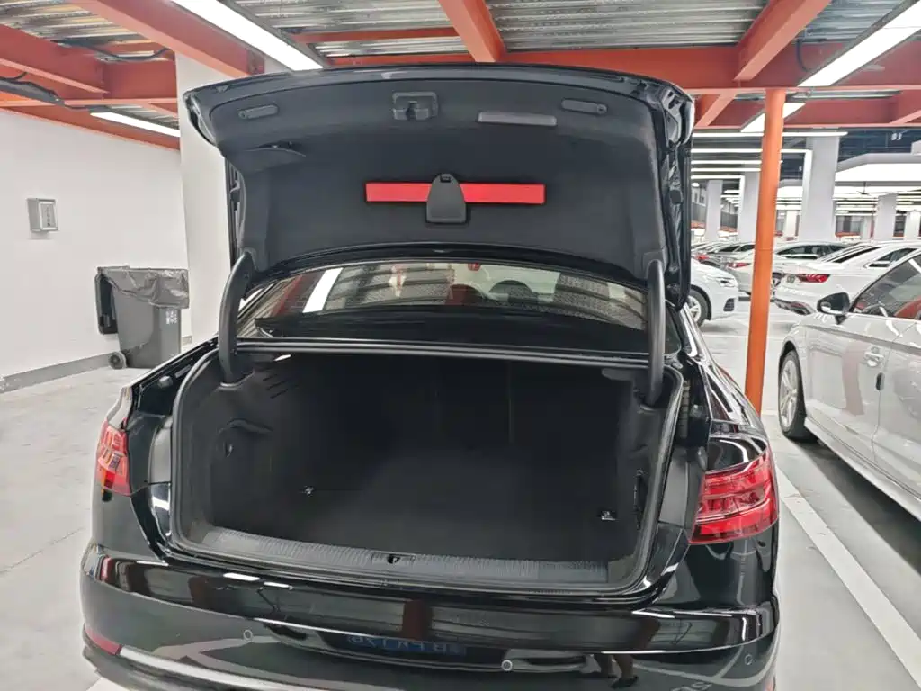 Audi A4L — миниатюра 19