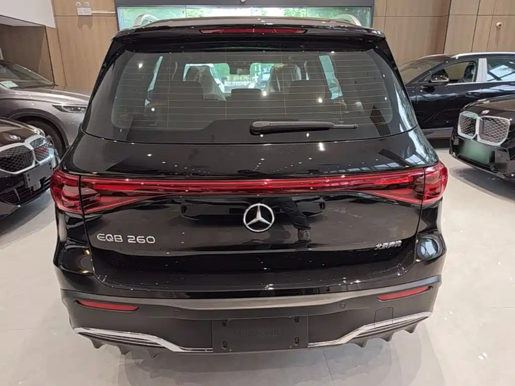 Mercedes-Benz EQB 2025 EQB 260
