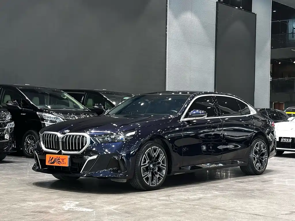 BMW 5 Series 2025