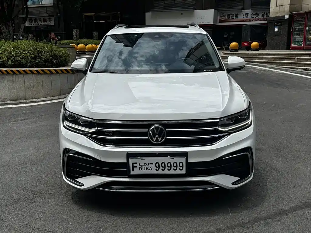 Volkswagen Tiguan L — миниатюра 3