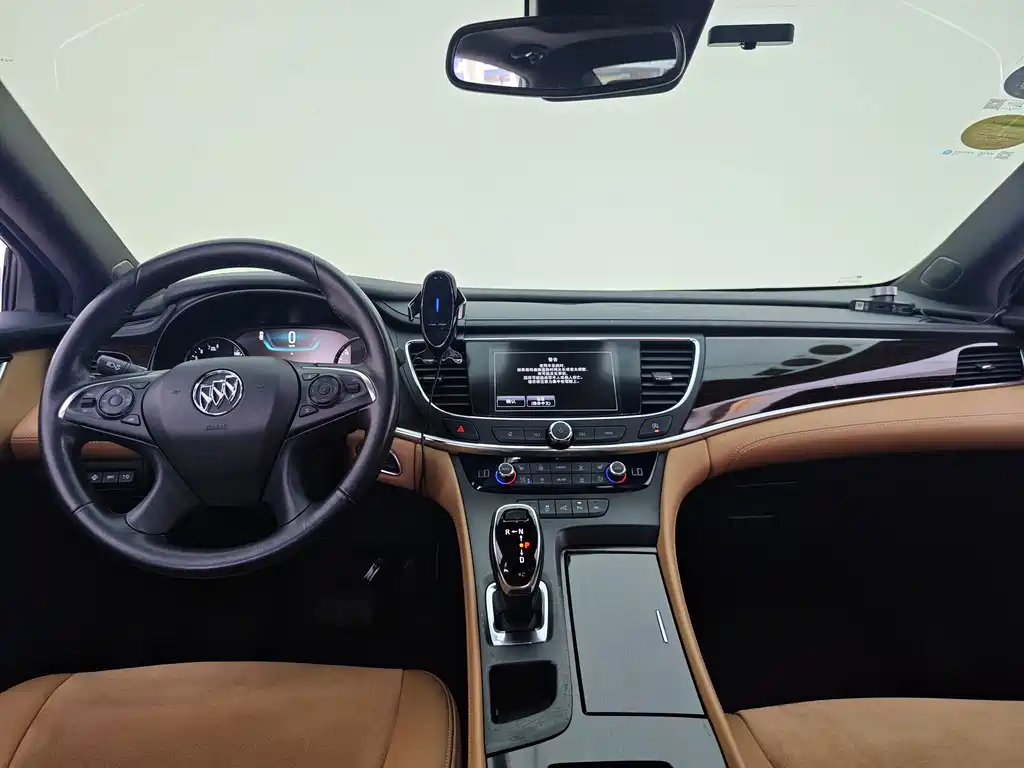 Buick LaCrosse — миниатюра 9