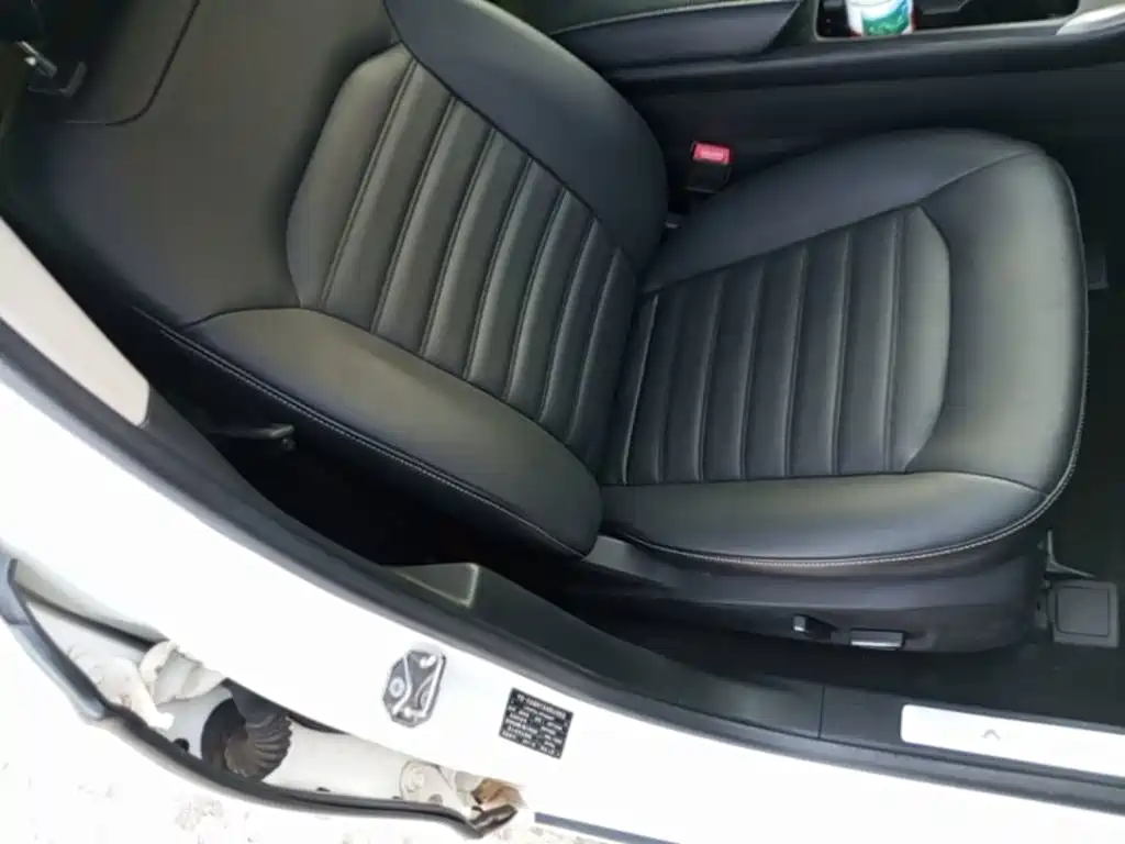 Ford Mondeo — миниатюра 25