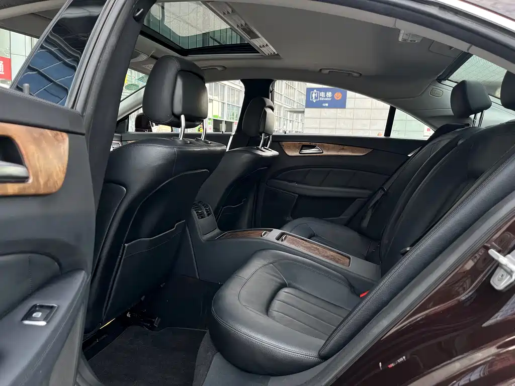 Mercedes-Benz CLS — миниатюра 15