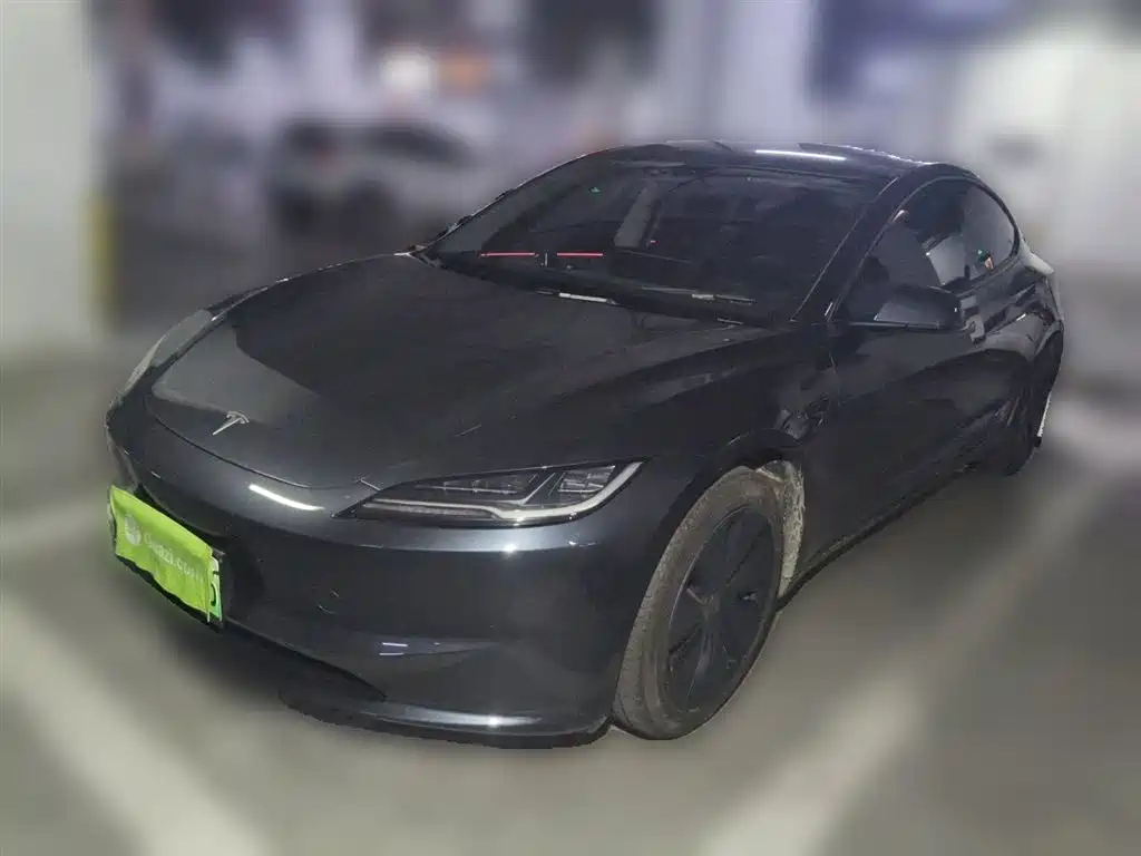 Tesla Model 3 2024