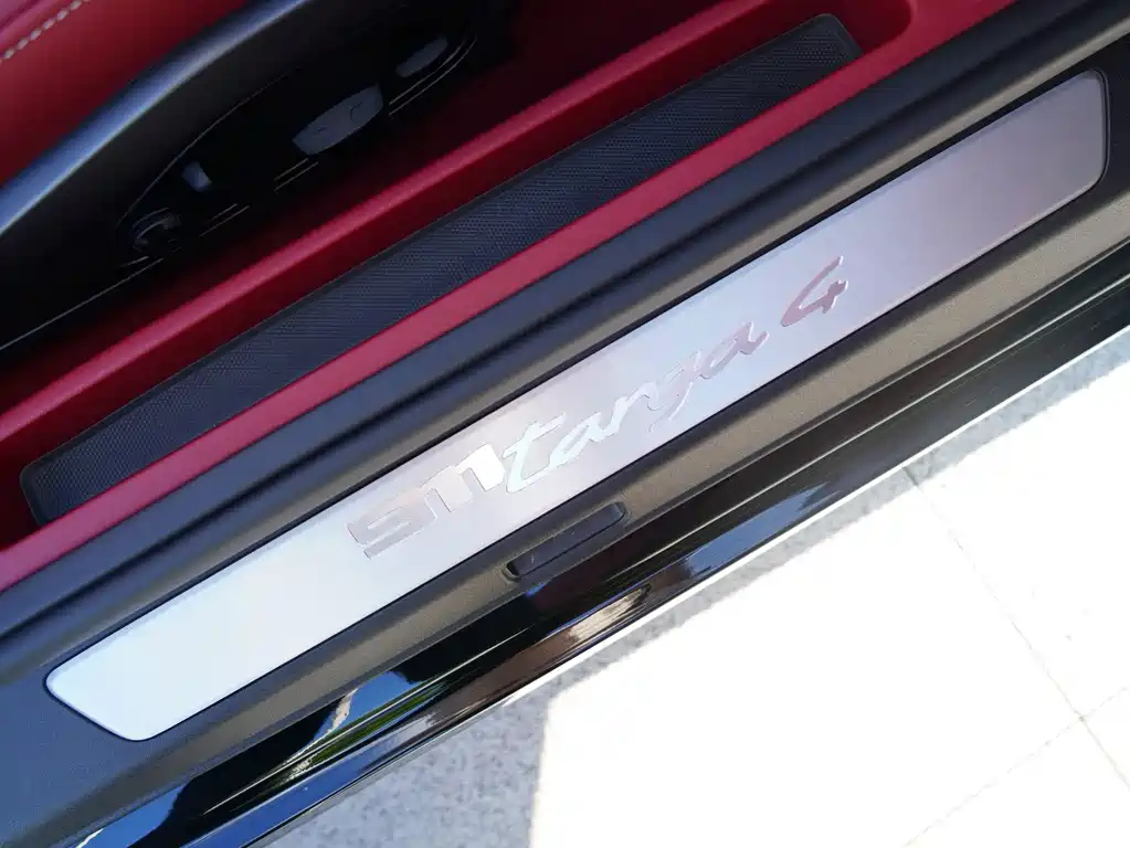 Porsche 911 — миниатюра 16