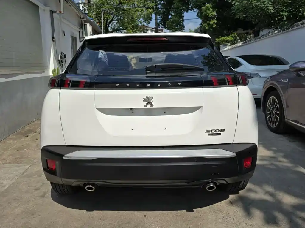 Peugeot 2008 — миниатюра 5