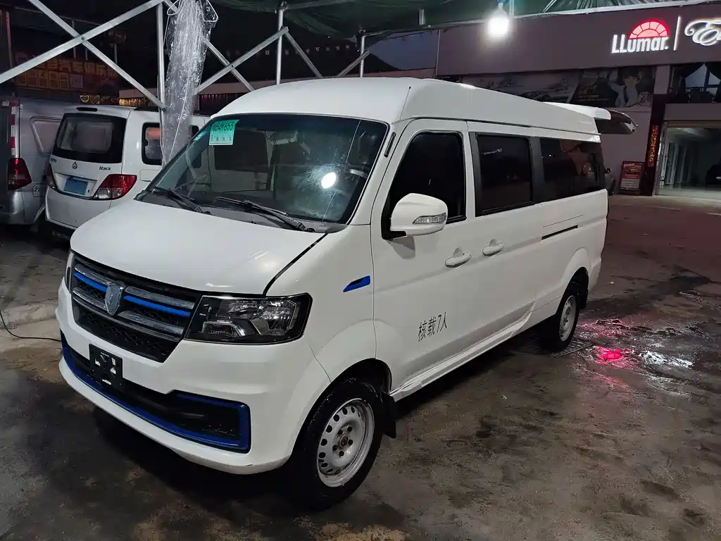 Jinbei Hiace EV 2023