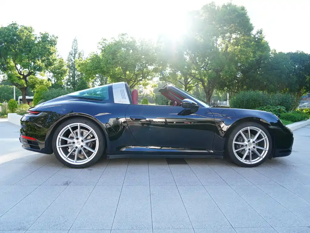 Porsche 911 — миниатюра 12