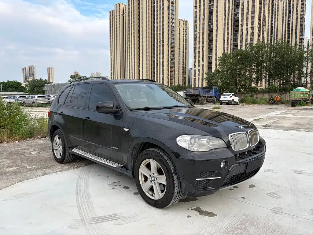 BMW X5 (Import) — миниатюра 3