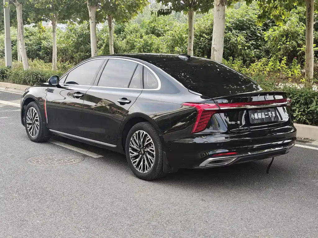 Hongqi Hongqi H5 — миниатюра 8