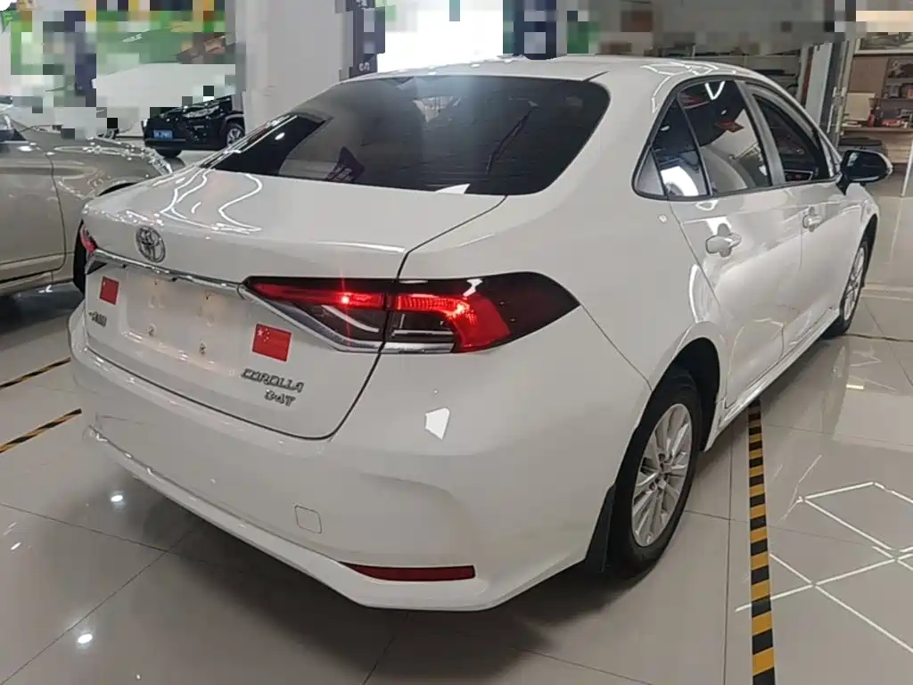 Toyota Corolla — миниатюра 7