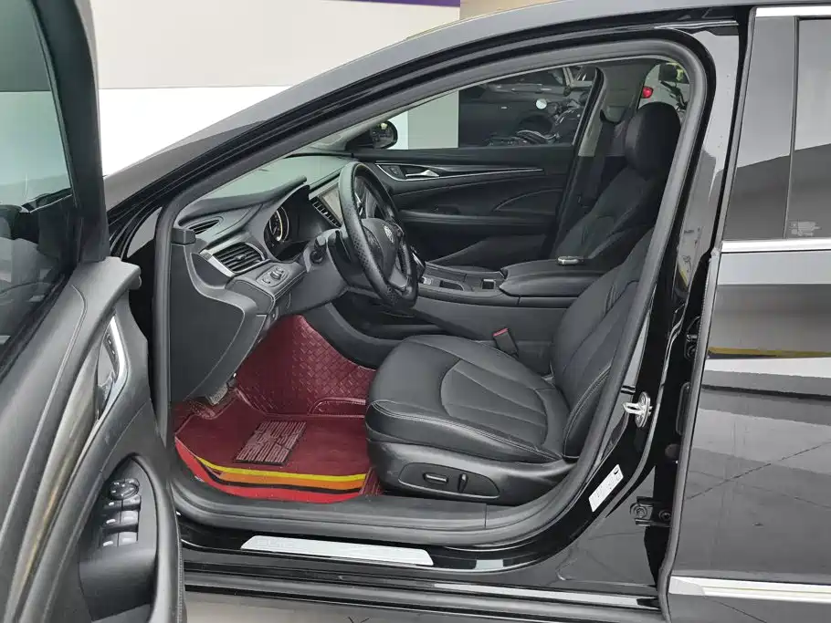 Buick LaCrosse 2022 652T Luxury