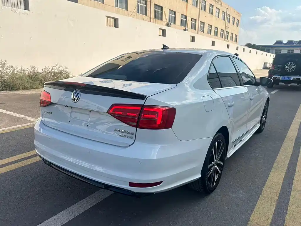 Volkswagen Sagitar — миниатюра 6