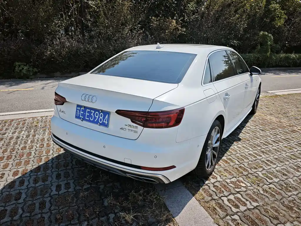 Audi A4L — миниатюра 5