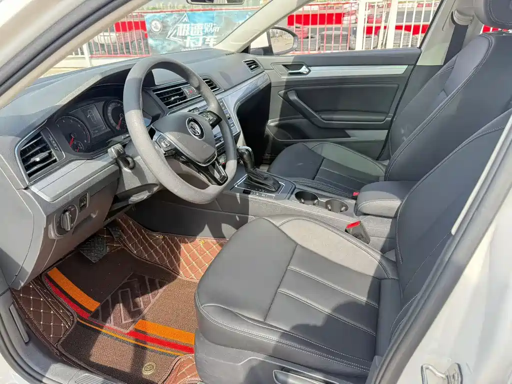 Volkswagen Lamando — миниатюра 7