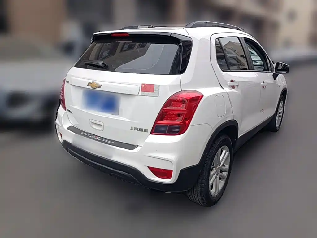 Chevrolet Trax — миниатюра 10