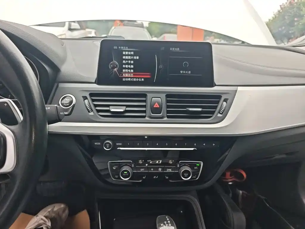 BMW 1 Series — миниатюра 13