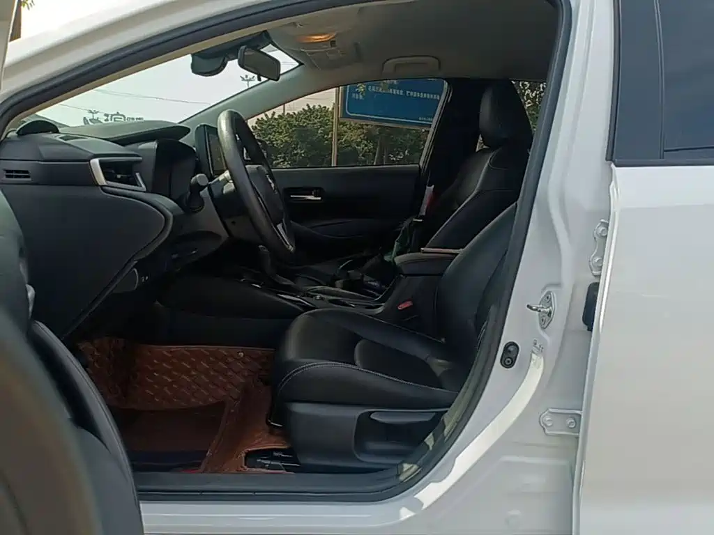 Toyota Corolla — миниатюра 16