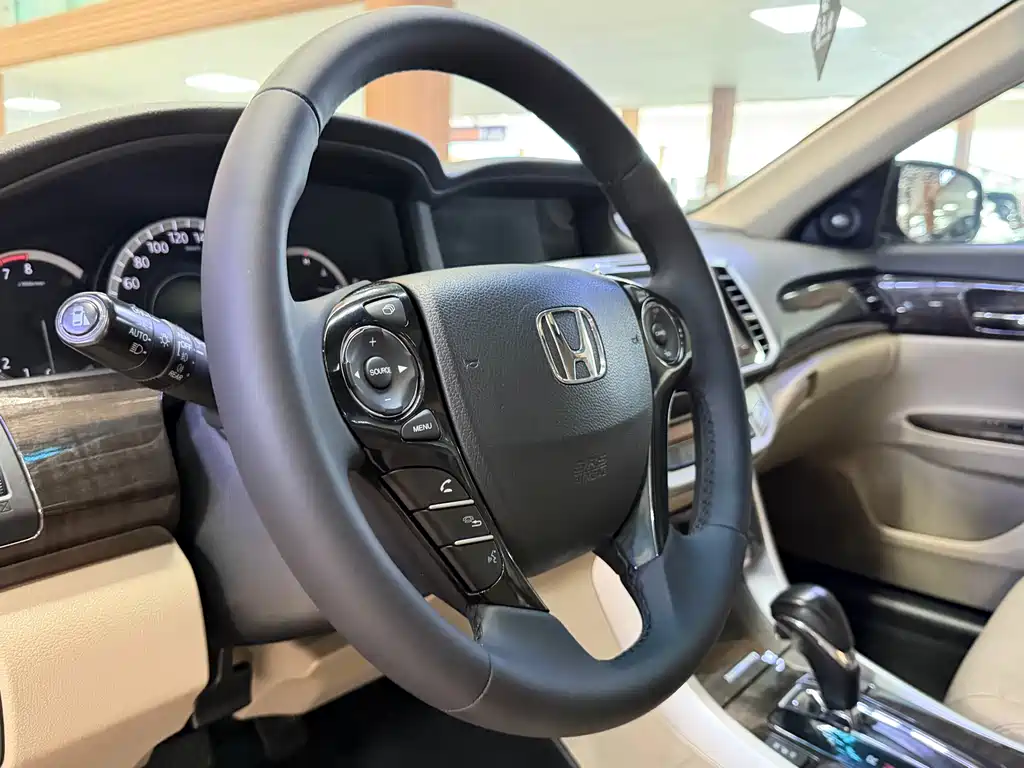 Honda Accord 2014 2.4L EX Luxury