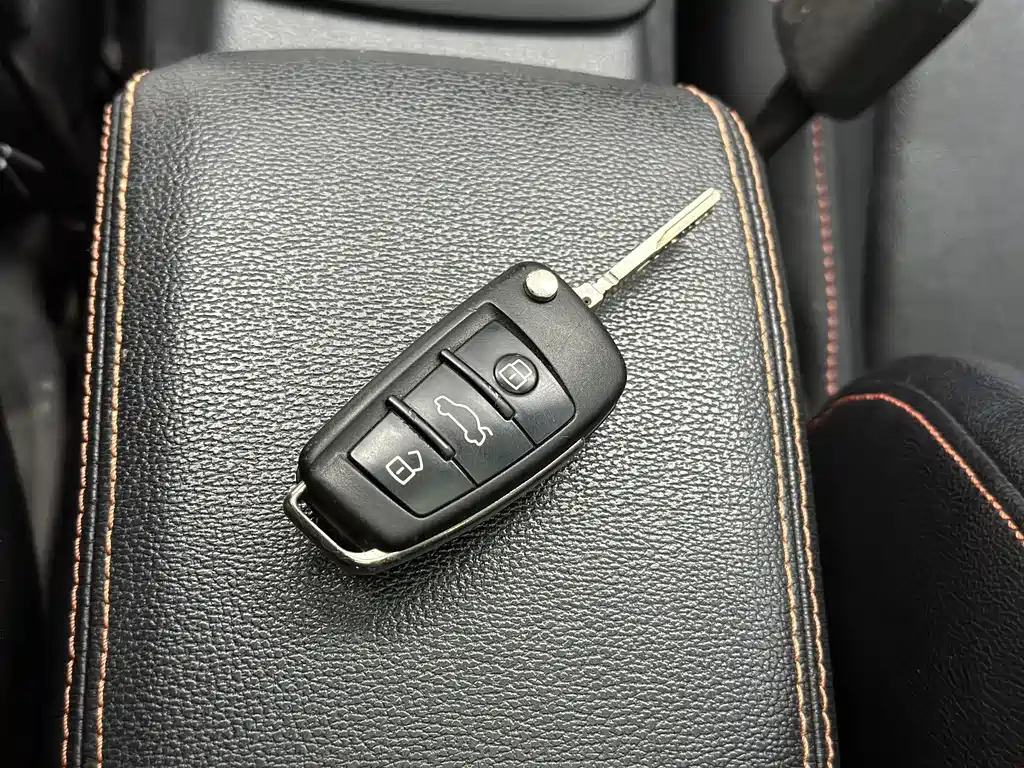 Audi Q2L — миниатюра 12