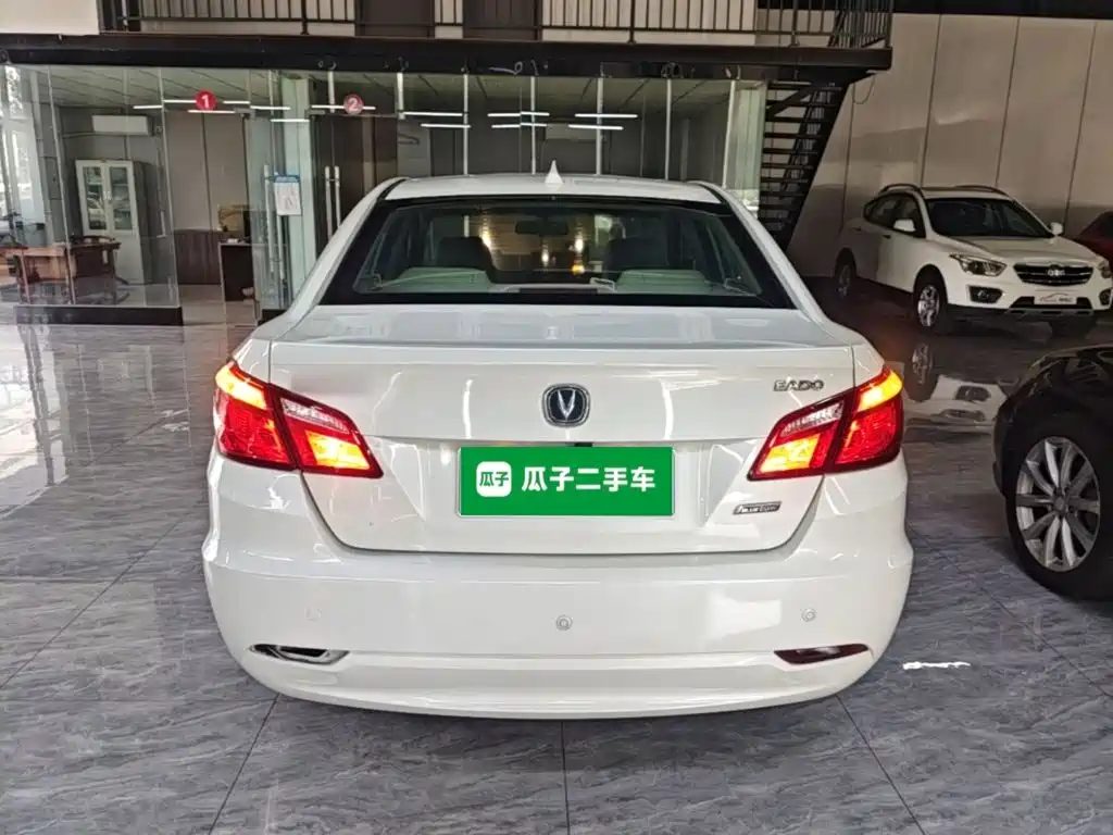 Changan Eado — миниатюра 6