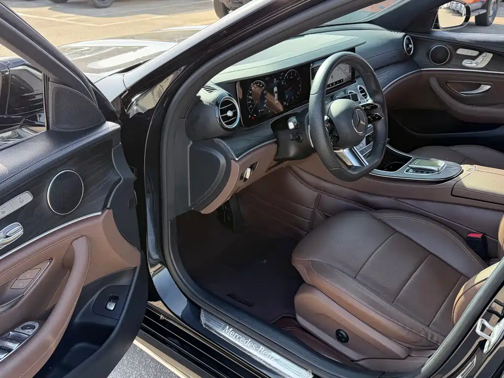 Mercedes-Benz E-Class E 2022 E 300 L Sport Fashion