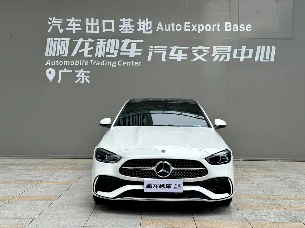Mercedes-Benz C-Class — миниатюра 2