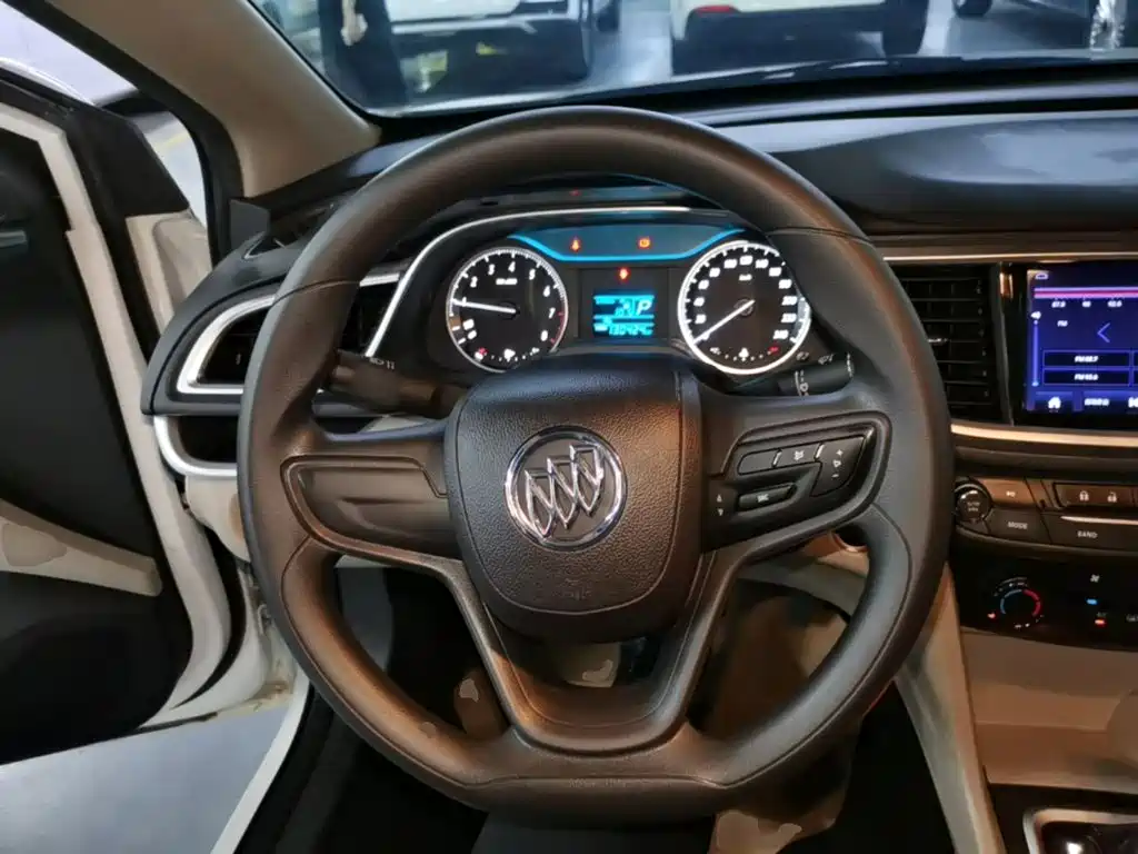 Buick Excelle — миниатюра 11