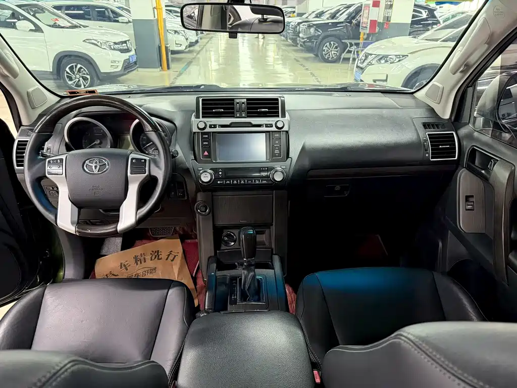 Toyota Prado — миниатюра 6