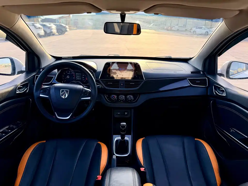 Baojun 310 — миниатюра 8